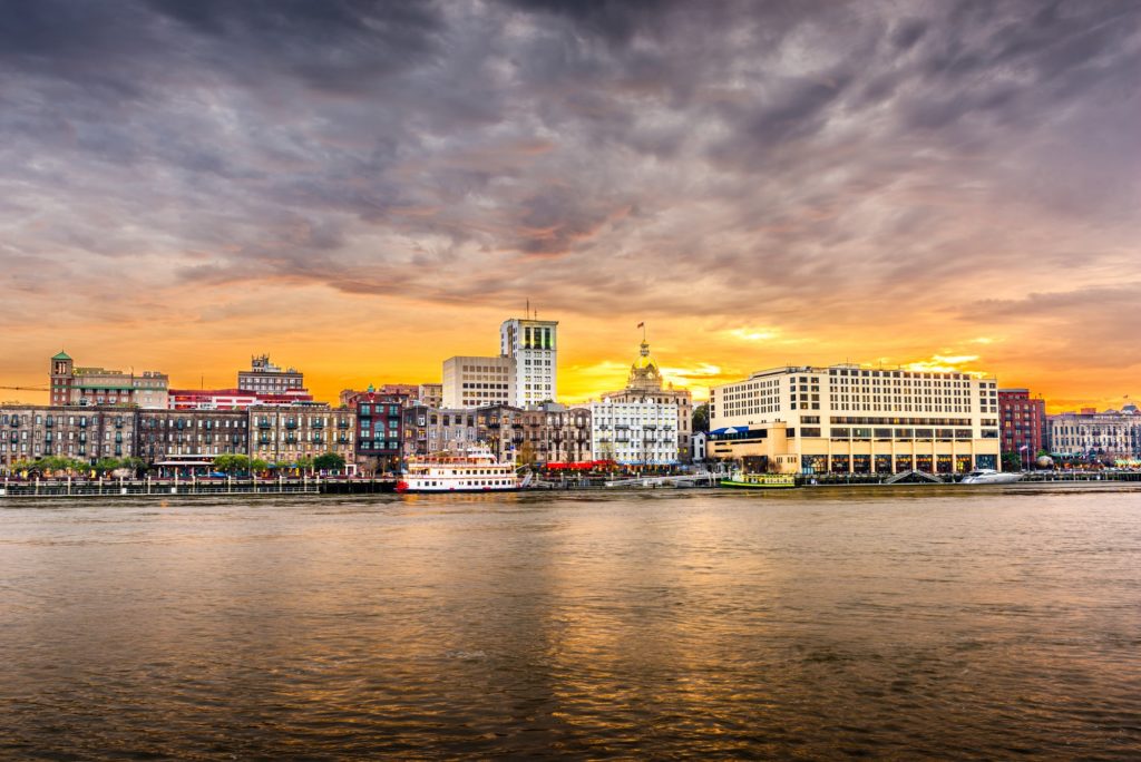 Savannah, Georgia, USA skyline on the Savannah River